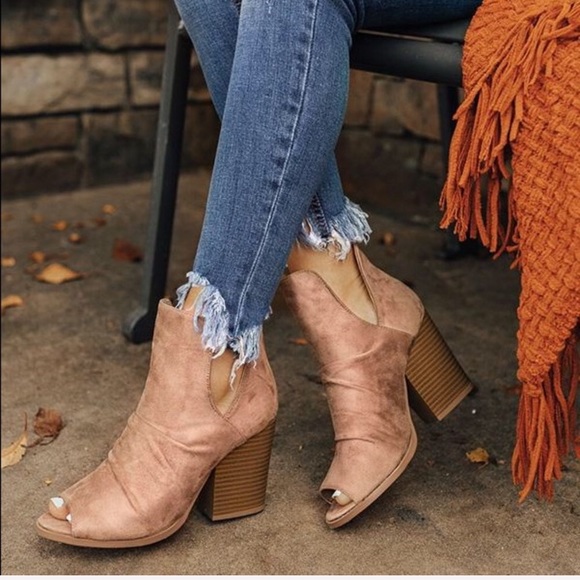 Quinn | Peep Toe Bootie | Taupe - Picture 6 of 6